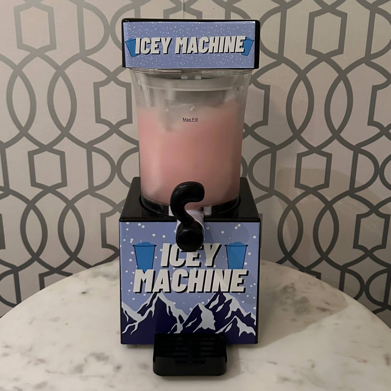 Icey Slushy Machine™